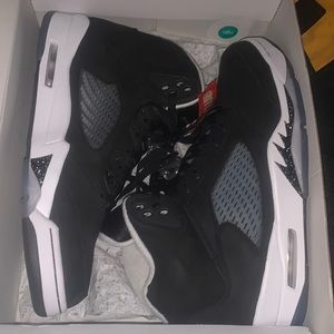 Jordan 5 Oreos size 12